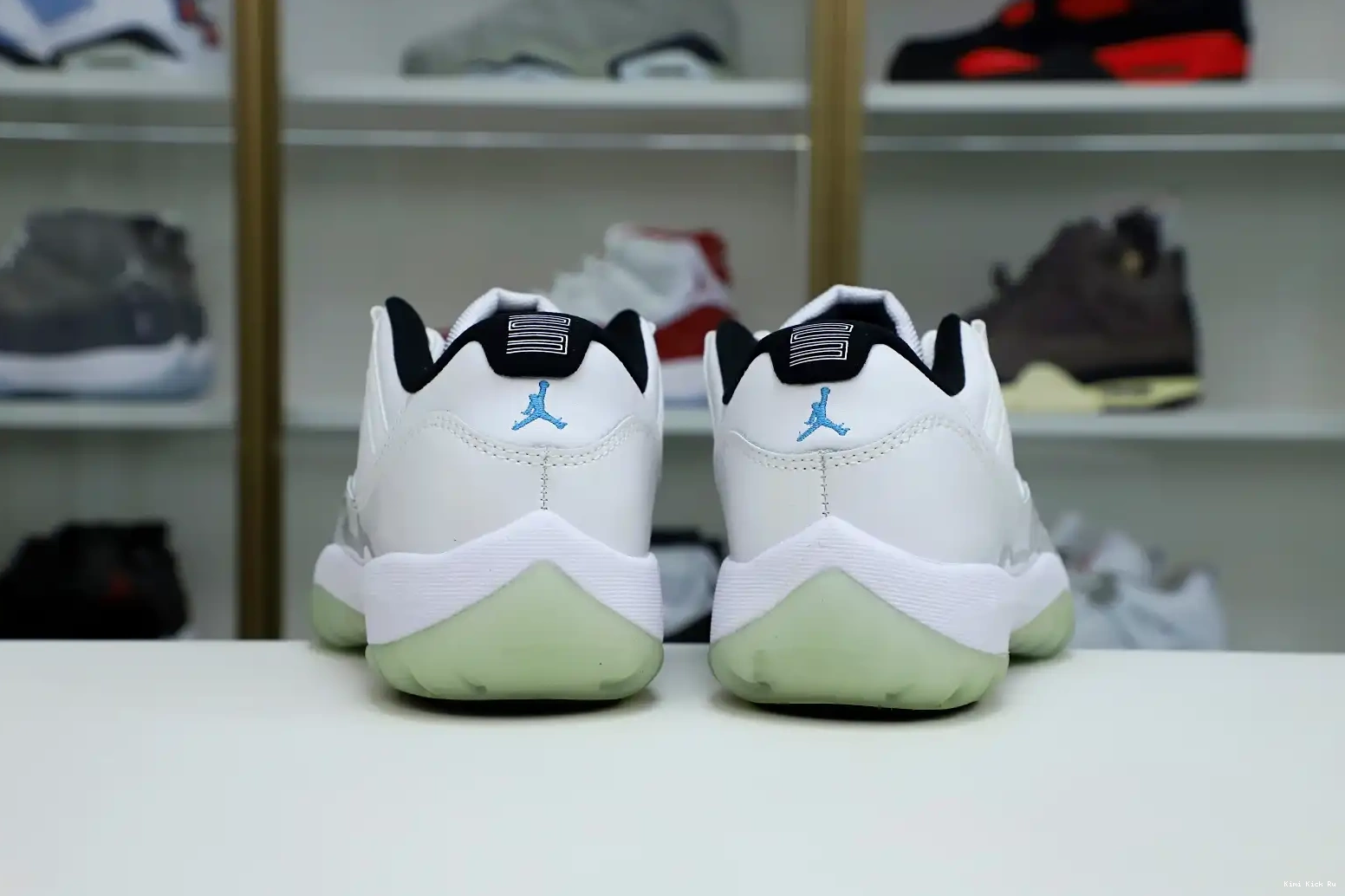 AIR LEGEND Kimikick JORDAN BLUE LOW 11 RETRO 0811